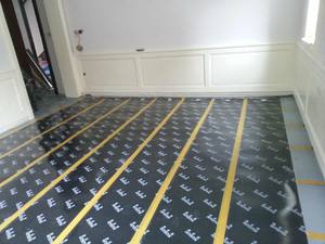 電熱膜生產(chǎn)廠家:電熱膜和電熱板哪個(gè)好 電熱膜生產(chǎn)廠家:電熱膜和電熱板哪個(gè)好